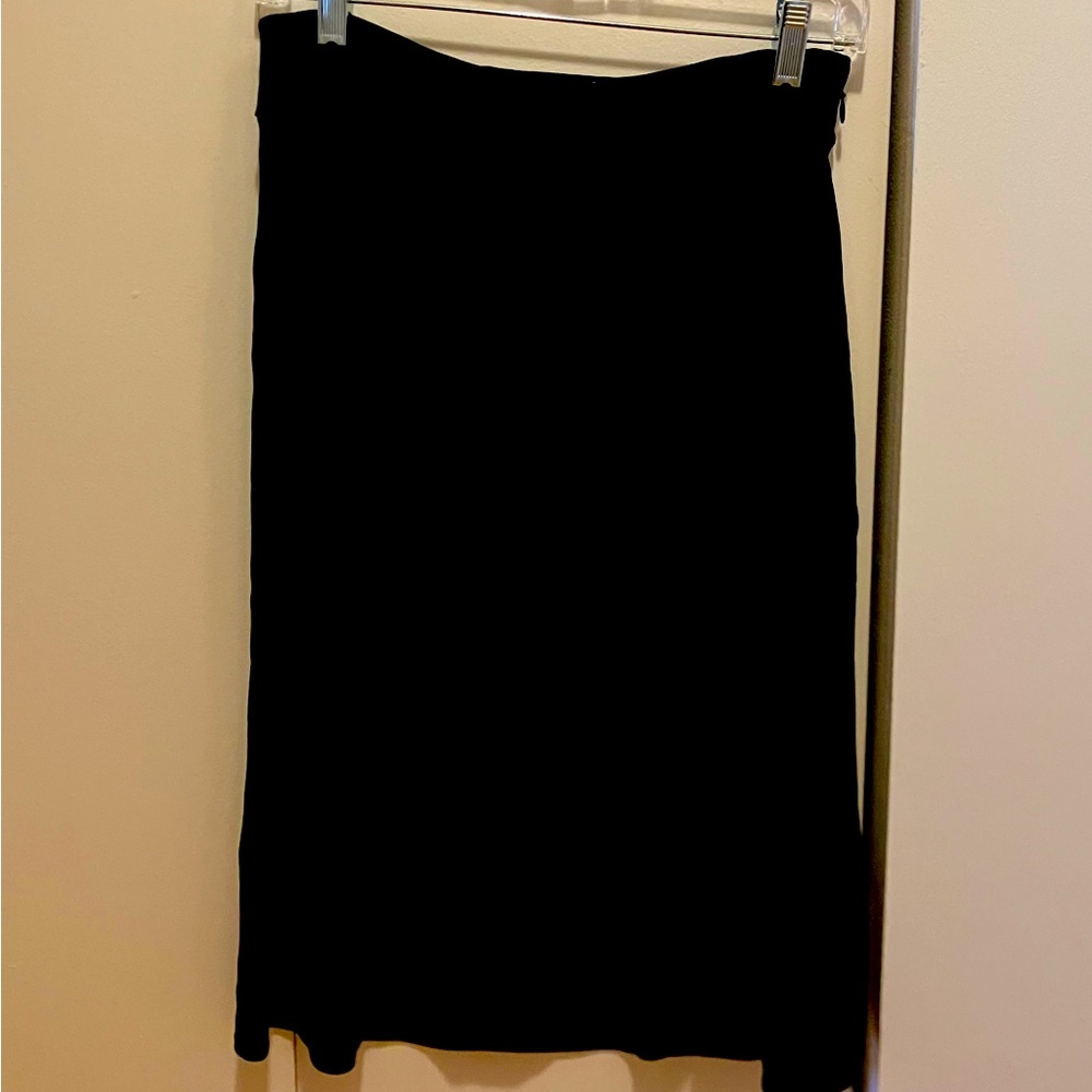 Black skirt